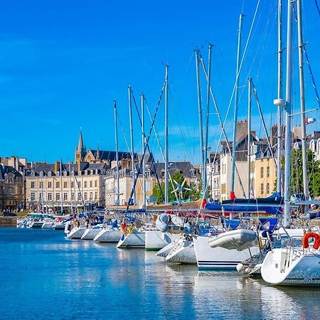 Studio Convivial En Plein Coeur Du Centre Historique De Vannes Exterior foto